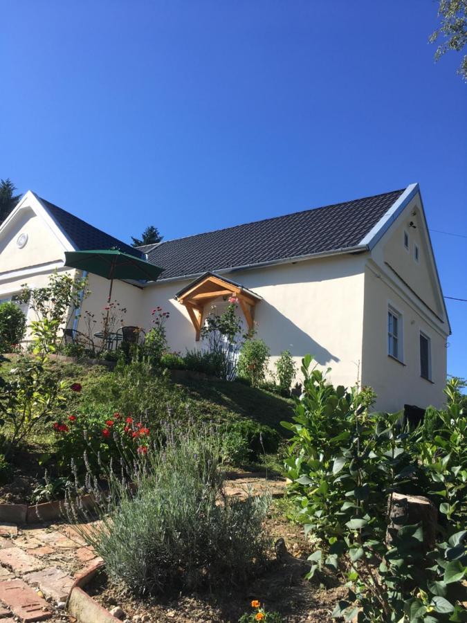 Jókai Vendégház Homokkomárom Exterior foto