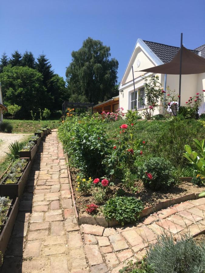 Jókai Vendégház Homokkomárom Exterior foto